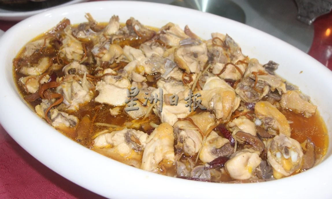 22/6 东:名人口袋名单:蔡兆生最爱哥手工鱼丸粉