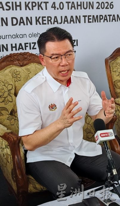 (已签发)全国:倪可敏:房地部拨2.16亿予柔州 大臣与行政议员缺席