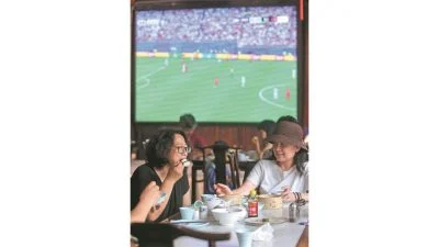 Traditional Chinese tea ritual embraces World Cup flavour