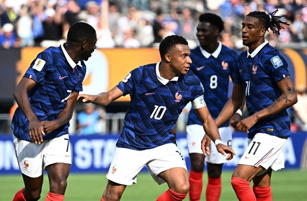 2026年世界杯32强| 法国锋线群攻势排山倒海 巴拉圭16强颤抖了吗?