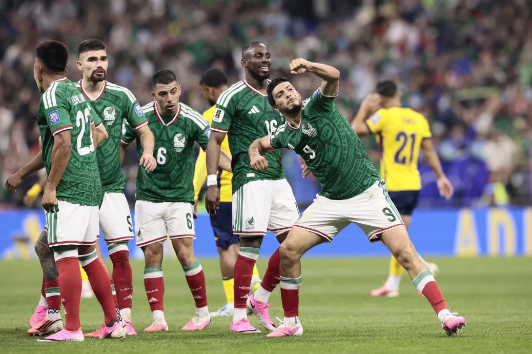 2026年世界杯32强| 终结40年淘汰赛梦魇 墨西哥在“足球神殿”不败闯16强