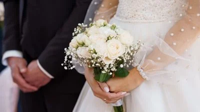 人口局：男女平均婚龄31及29岁   经济压力是晚婚主因