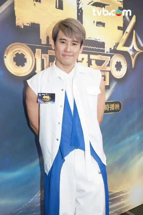 4大马选手晋级10强 《中年好声音》停办1年