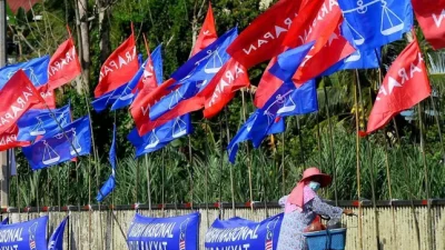 Campaign strategies spark growing divide between Malays and Chinese