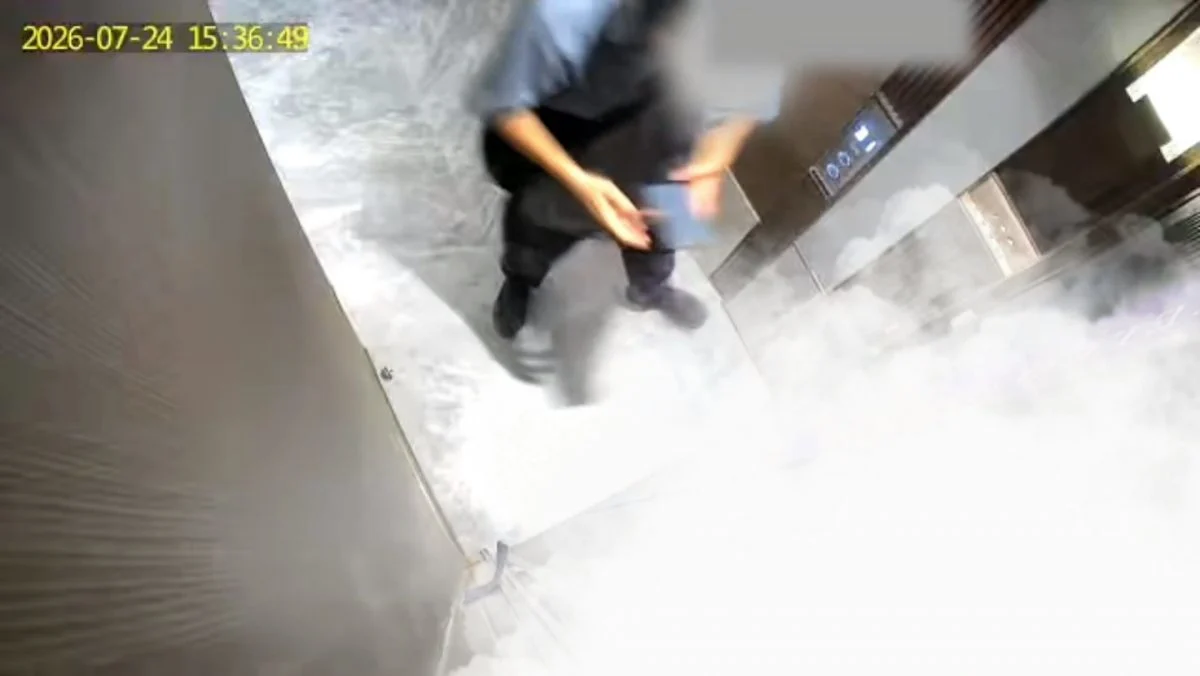 BY2住家疑遭盯上发文求助 陌生男连两天试开电子门锁