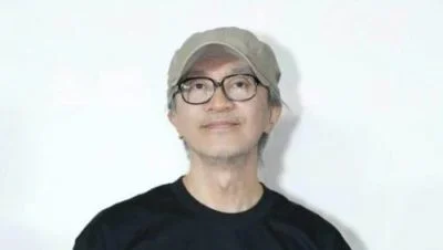 谢贤离世| 0片酬力挺拍《少林足球》 周星驰悼忘年之交