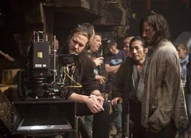 《浪人47》名导涉诈Netflix逾4千万判入狱 奇洛李维斯递信求情也没用