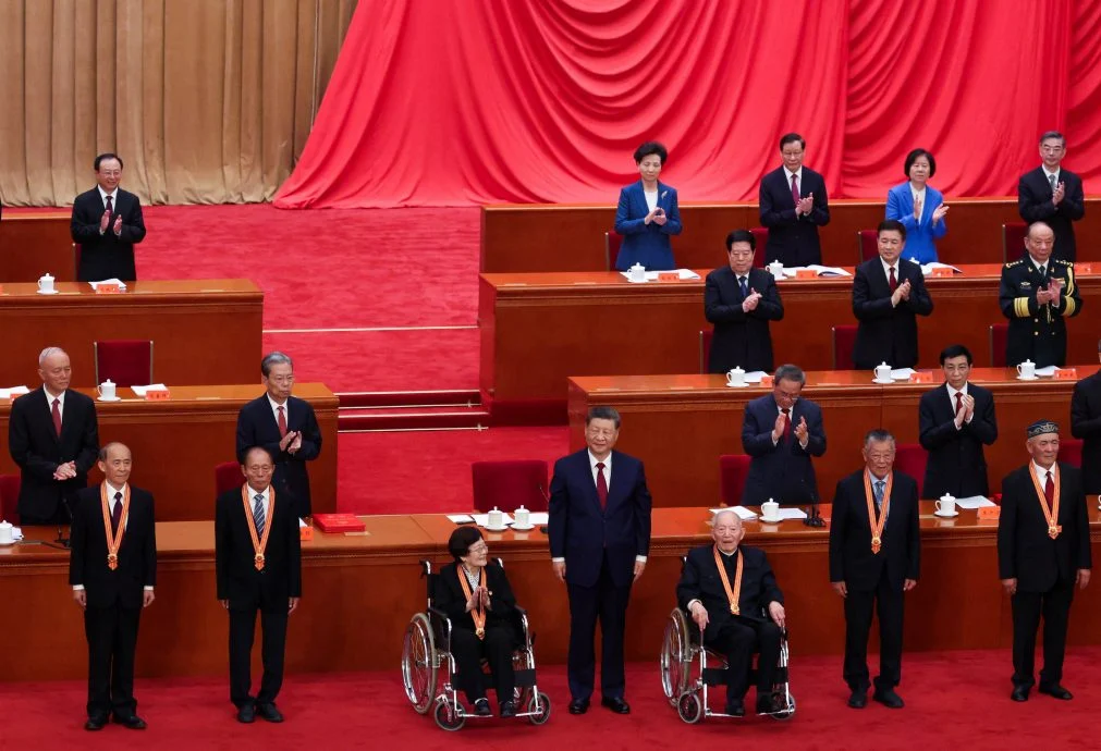 两图)中共建党105周年