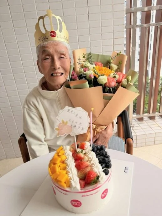 丧夫丧子晚年入住老人院 87岁梁爱胰脏癌离世