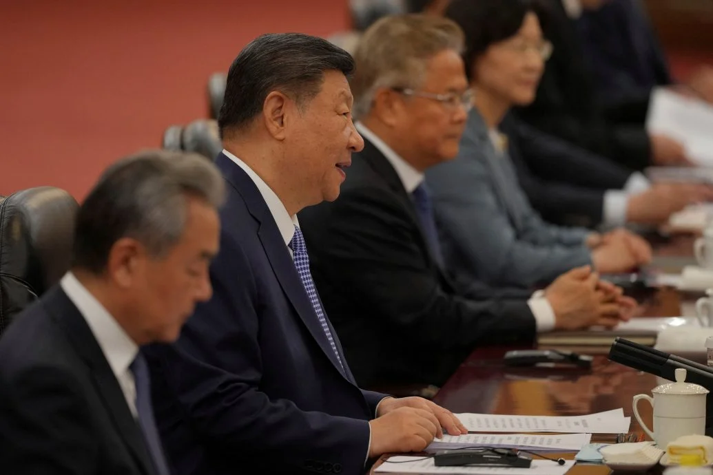 习近平:中基两国复交以来 双方坚持平等相待