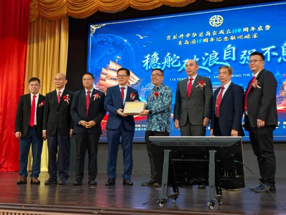 全国/科技创新部长拿督郑立慷表示,过去三年,我国成功获得投资者信赖,被认为是稳定且有良好发展前景的国家。