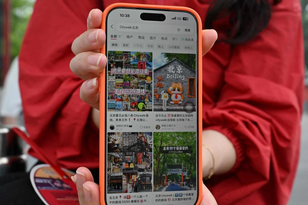 出门玩全靠它!小红书成了中国游客的“电子导游”