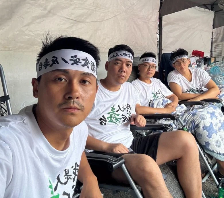 反毒油凯道游行登场 群众挤爆景福门太震撼