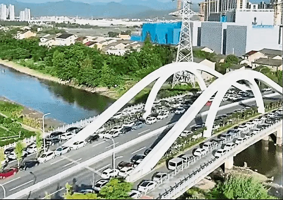 台风“巴威”逐渐临近 浙江一级戒备