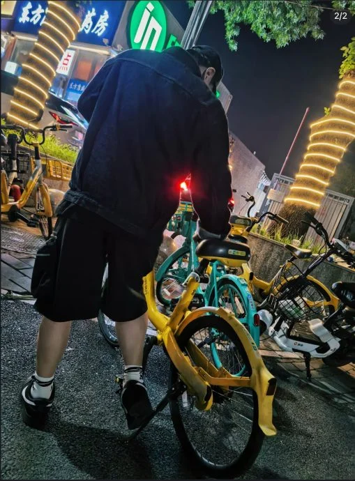 吕方网约车风波后首发声 幽默玩梗自嘲“向后掰”