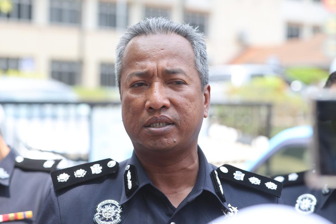 已签发//双威镇华男命案|死因为“身体多次遭钝击”·警:2嫌犯延扣7天