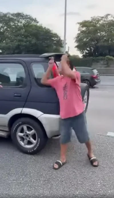已签发//大道危驾酿祸弃车潜逃·警逮捕一对夫妻助查