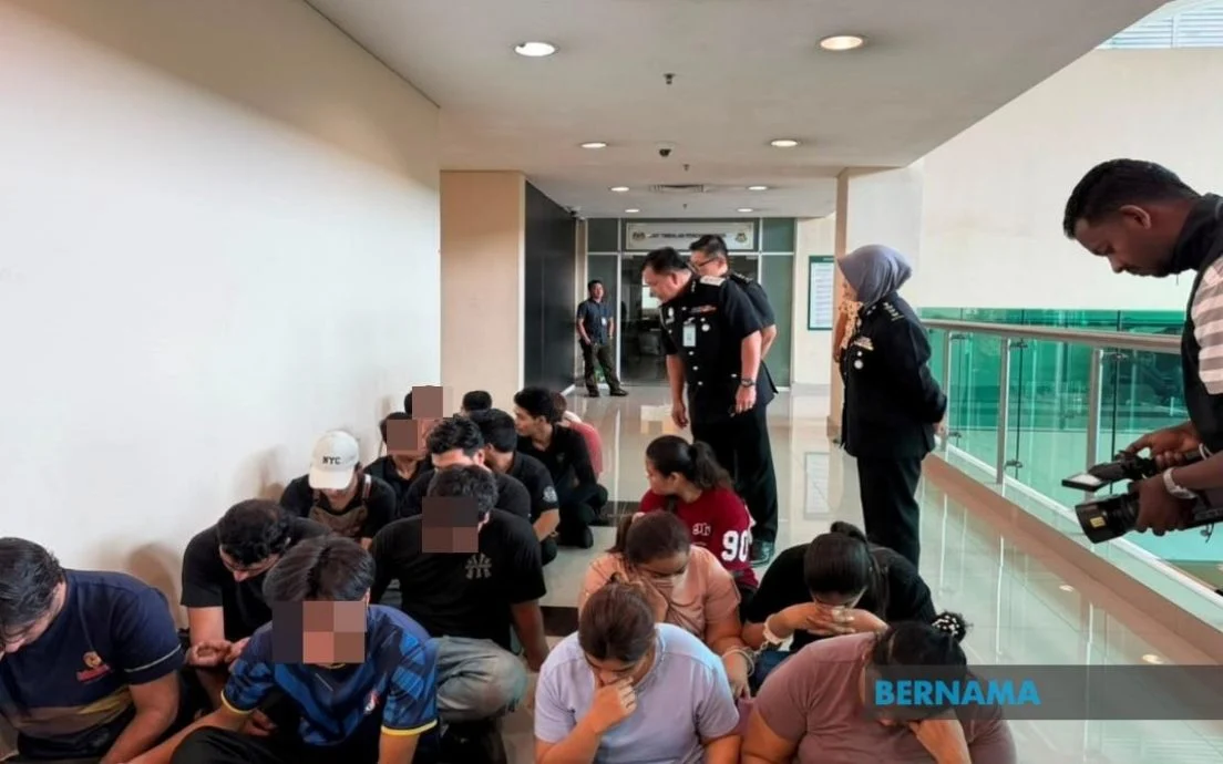 已签发//联手市政局打击非法移工活动·隆移民局逮捕18人助查