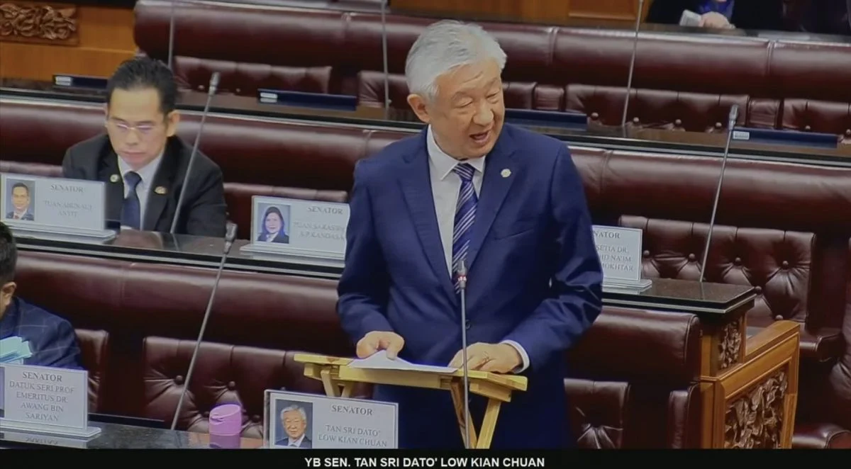 已签/遏止未成年驾驶 卢成全促修法加强家长责任