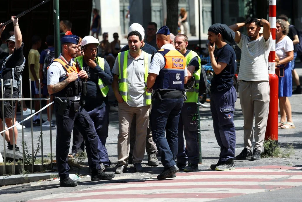 布鲁塞尔地标大楼改建遭恶火吞噬!200工人急撤6人失联 恐酿多人死亡