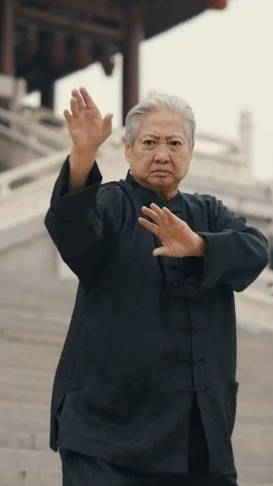 年轻版洪金宝撞脸广末凉子!相似度90%网民笑翻
