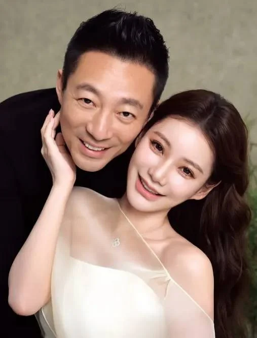 张兰才晒大S儿正面照 马筱梅晒声明严禁传播