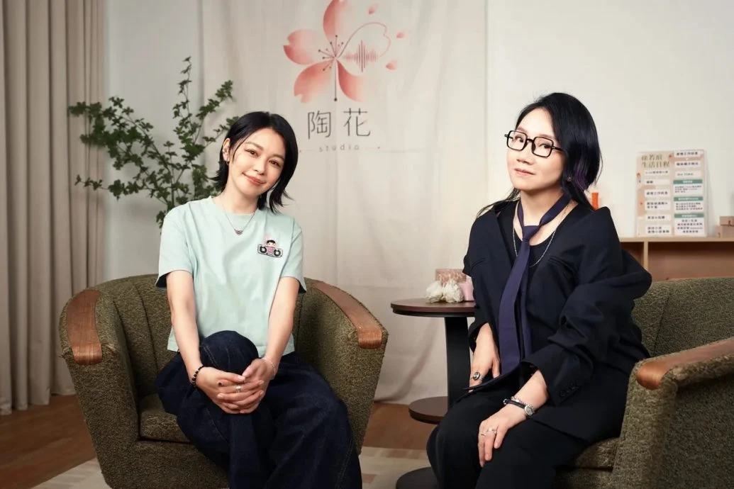 徐若瑄聊罹甲状腺癌抗病史 陶晶莹惊吐得了同样的病