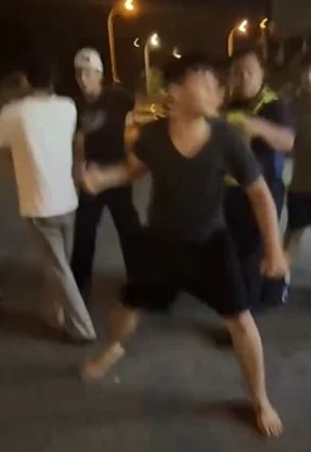 怡警区主任:醉酒攻击警员 4阿富汗男子被捕控上庭