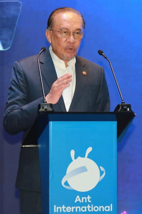 拟AI治理法案筑牢数字信任 安华:严密保障资金与数据安全