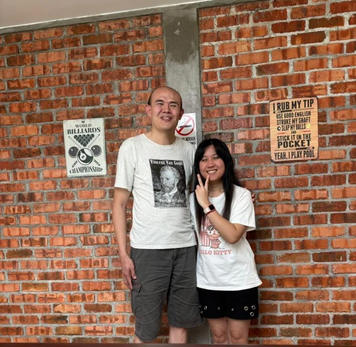 暖势力/从“怪物”到走进大学课堂 盲眼少女用生命证明自己