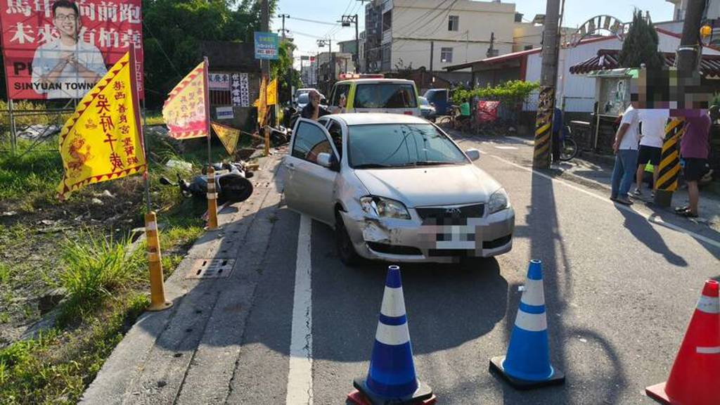 母开车冲神庙求保平安 小车祸惊揭女儿早已逝世