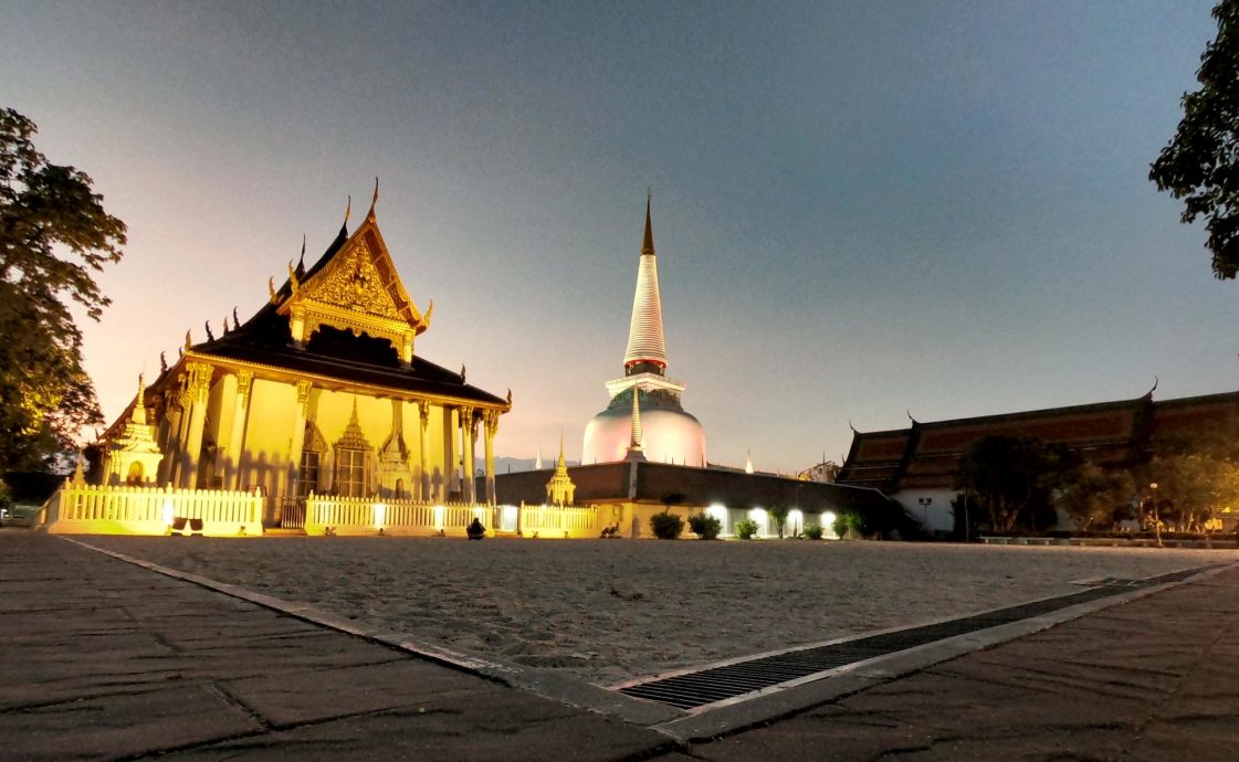 泰国南部首个世界遗产诞生 洛坤府大佛塔寺成功申遗