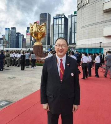 涉校园醉驾连撞2车肇后逃 港立法会议员黄锦辉被捕