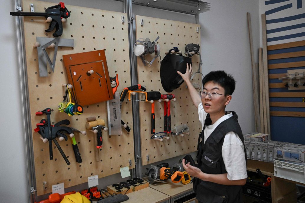渴望自立自强独居女性日增|中国全女班维修工赋能女性、打破行业性别刻板印象