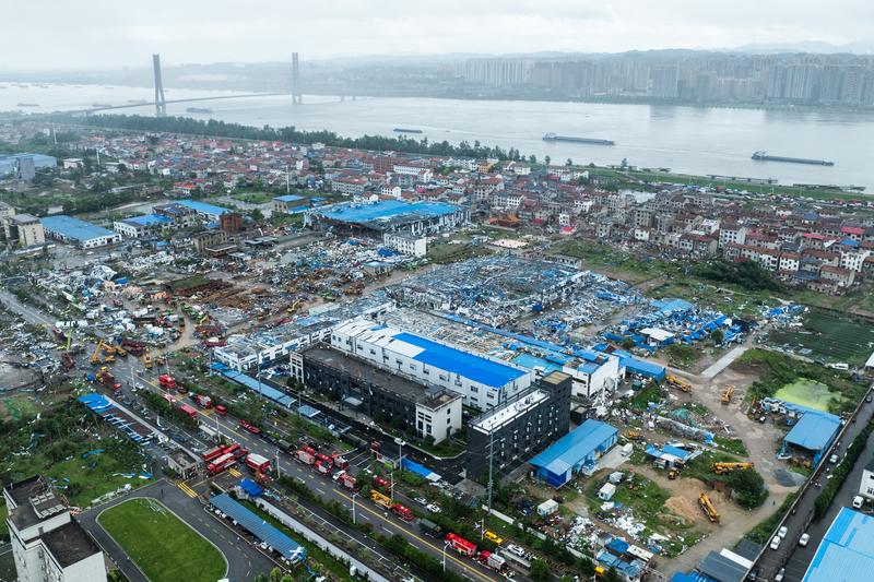 湖北出现罕见龙卷风 气象局首席专家解释成因