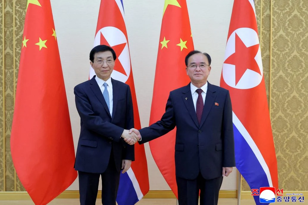 王沪宁访朝鲜晤劳动党书记赵甬元 谈深化两国关系