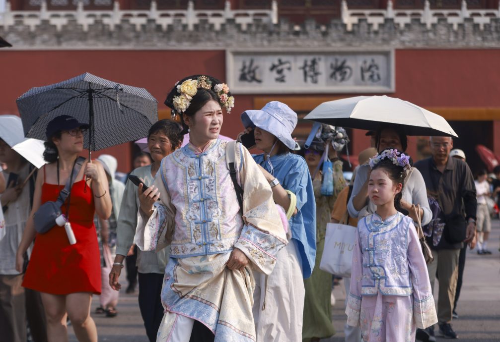 白天高温晚上冰雹 北京一天内经历“冰火两重天”