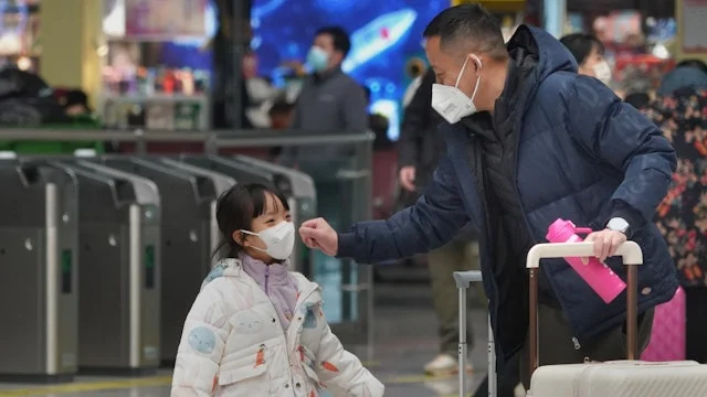 看世界)中国冠病确诊呈现上升趋势 6月新增7.9万例