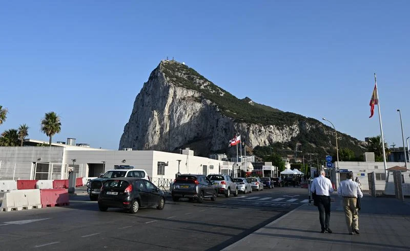 英国属地直布罗陀与西班牙118年边境撤关