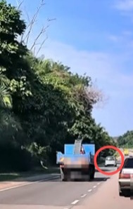 视频|Alza危险驾驶还强行切线! 网民炸锅齐喊举报MyJPJ