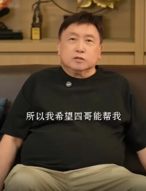 谢贤离世︱成龙晒合照忆片场恩情 周星驰引用杜甫诗句致敬