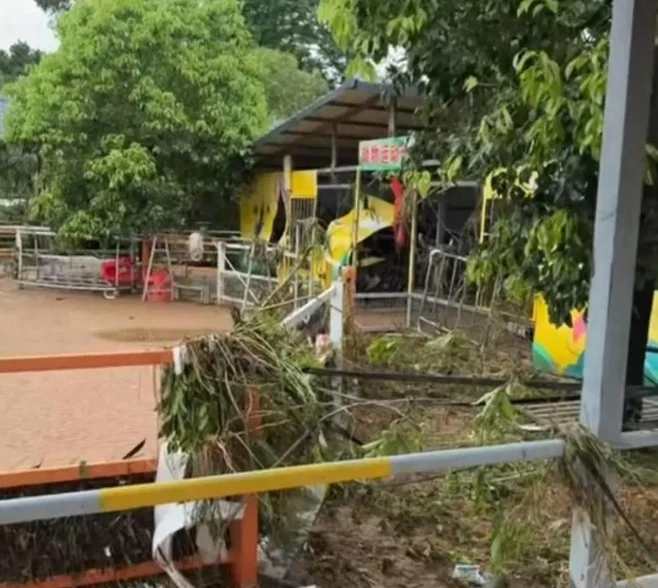超强台风“巴威”逼近 台湾气象署警告强风具破坏性