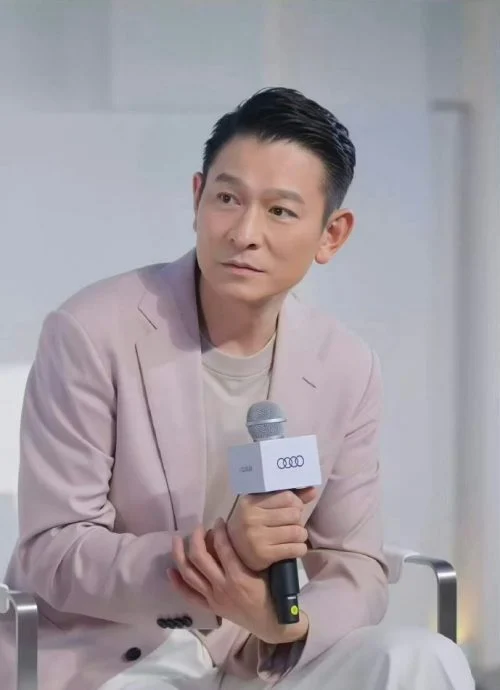 过去10年撰写不少剧本 刘德华宣布2年后当导演