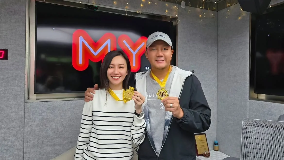 颜薇恩731最后1次主持《MY FM阳光灿烂》 告别22年广播生涯