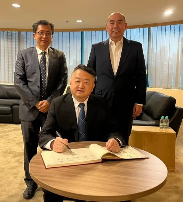 黑龙江省贸促会会长陈士军拜会中总 共商合作机遇
