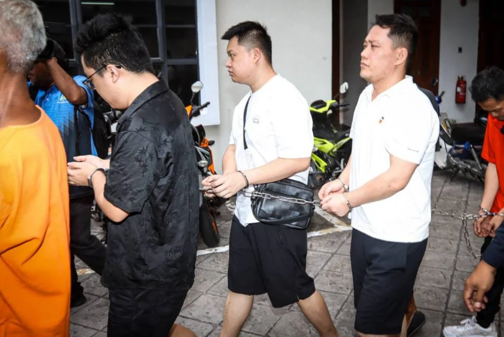 (全国版)豪宅内赌博被捕 3中国男认罪各罚5000