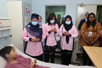 (已签发)全国:初生女婴刺死案 柔总警长亲赴居銮了解案件进展