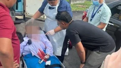 万津校园伤人案 | 父：女儿身中14刀肺部积血  怀疑遭点错相
