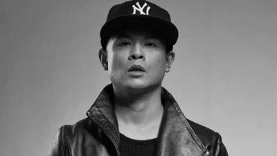 飞曼谷被偶遇合照 侧田自曝已婚