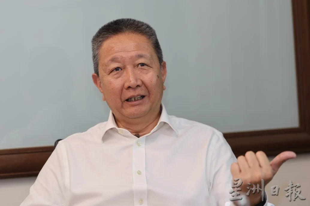 独家 / 444亿扶持计划推动企业转型 邓章钦:中小微企业GDP贡献拟推至50%